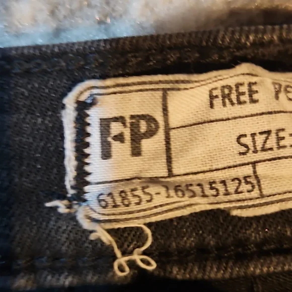 Free People Black Raw Hem Size 30 - Picture 3 of 5